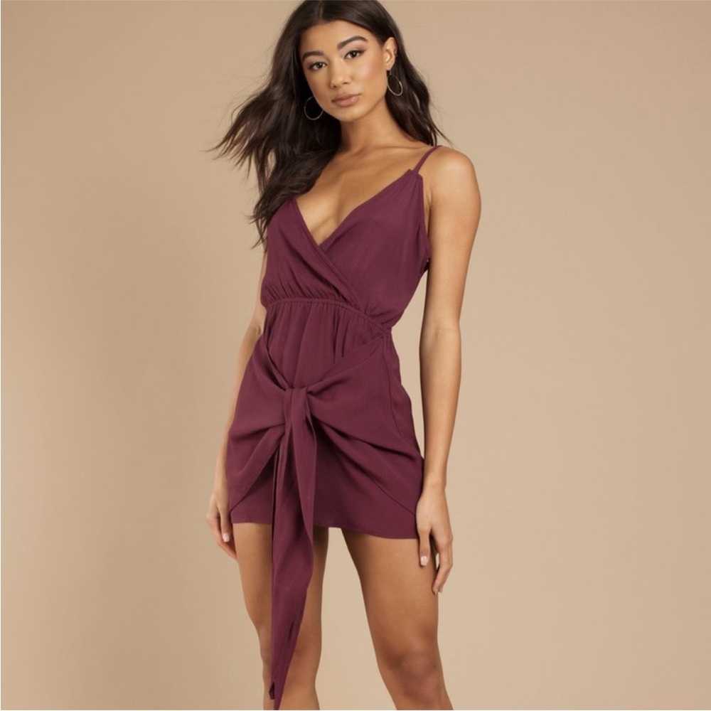 Tobi Isabella Wine Knot Wrap Dress